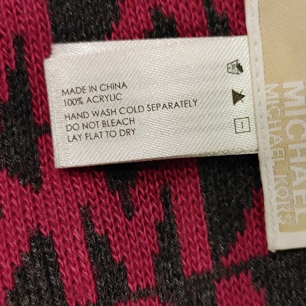 MICHAEL MICHAEL KORS MK LOGO SCRAF, RED/GRAY O/S - Picture 5 of 5